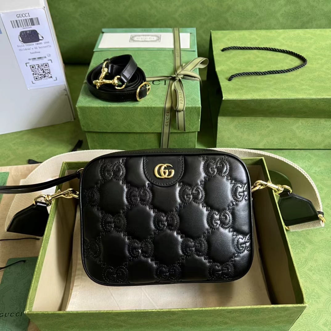 [TOP] GUCCI G*G Matelasse Handbag 21.5x 17x 7.5 cm - Black