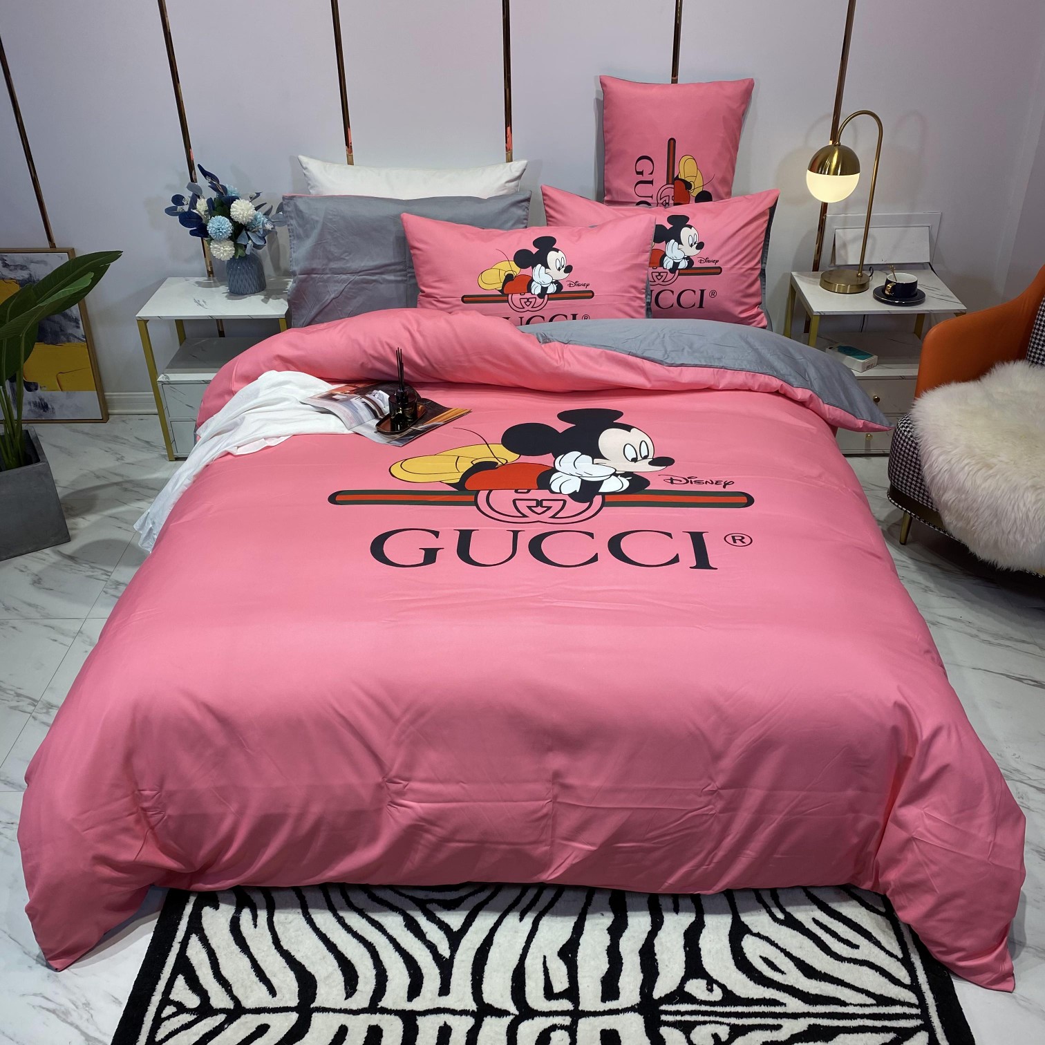[TOP] GUCCI Cotton Mickey Printing Four-piece Set - Pink