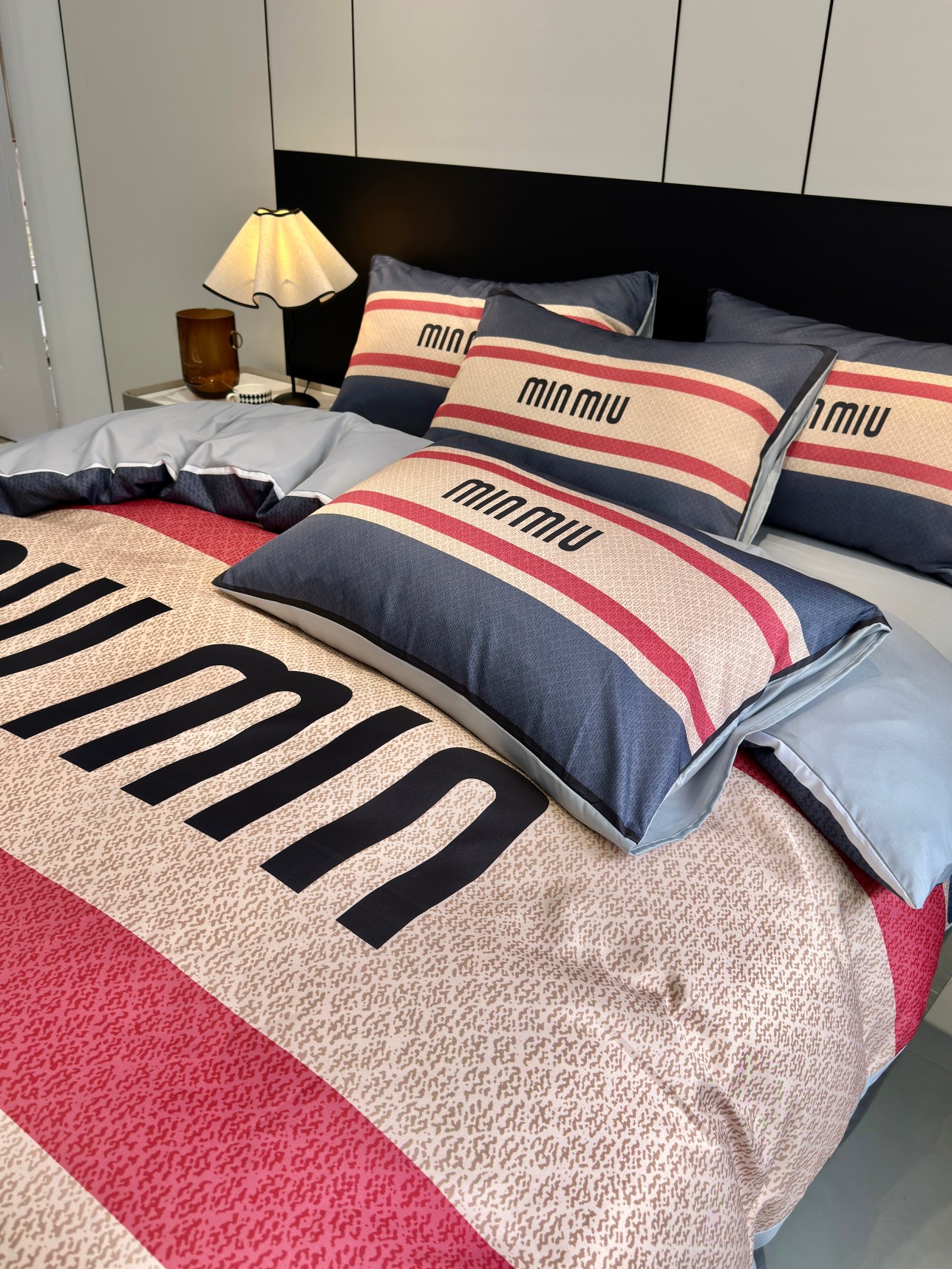 [TOP] Miu Miu Washed Silk Printing Four-piece Set