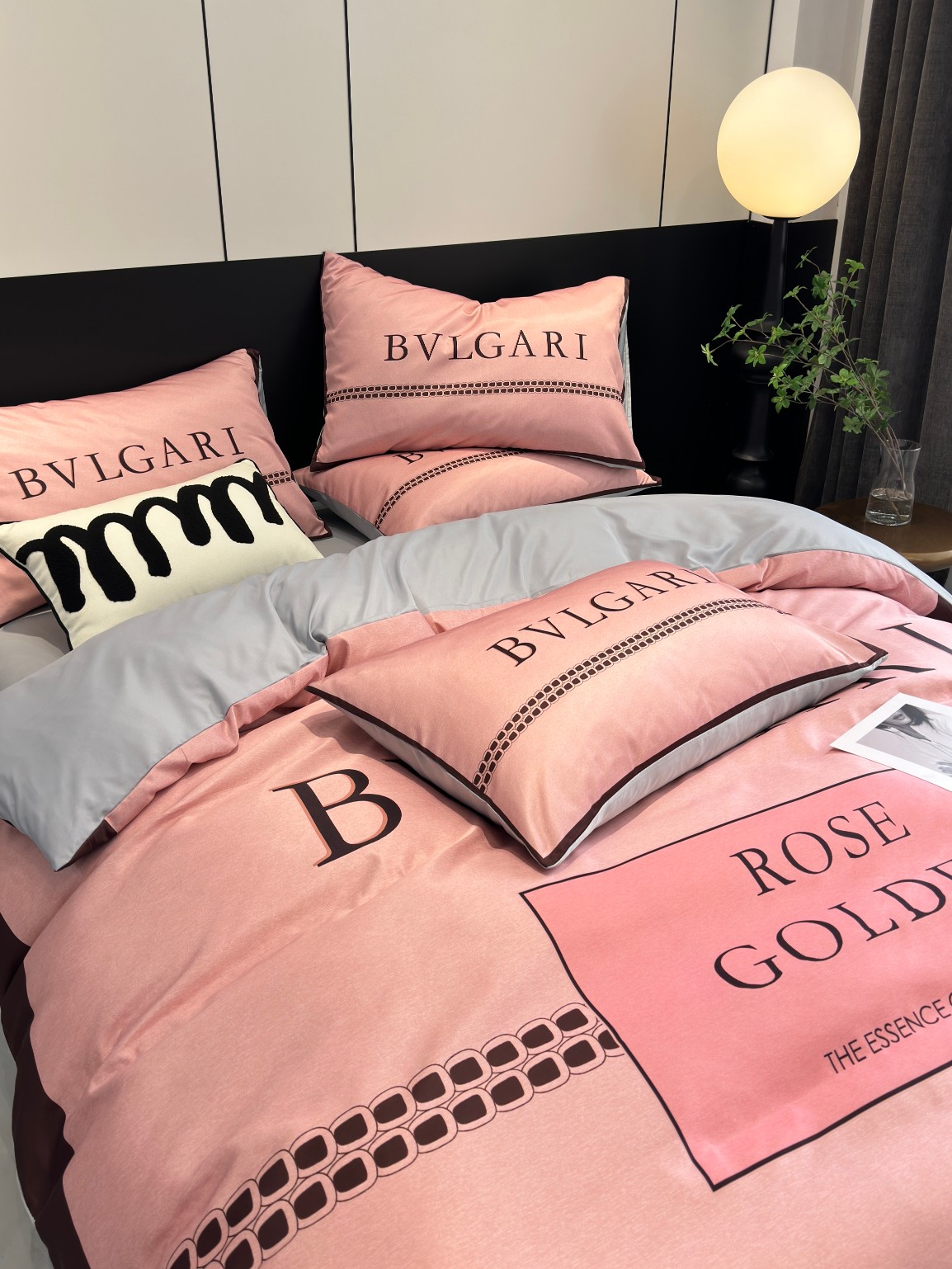 [TOP] BVLGARI Washed Silk Printing Four-piece Set - Pink