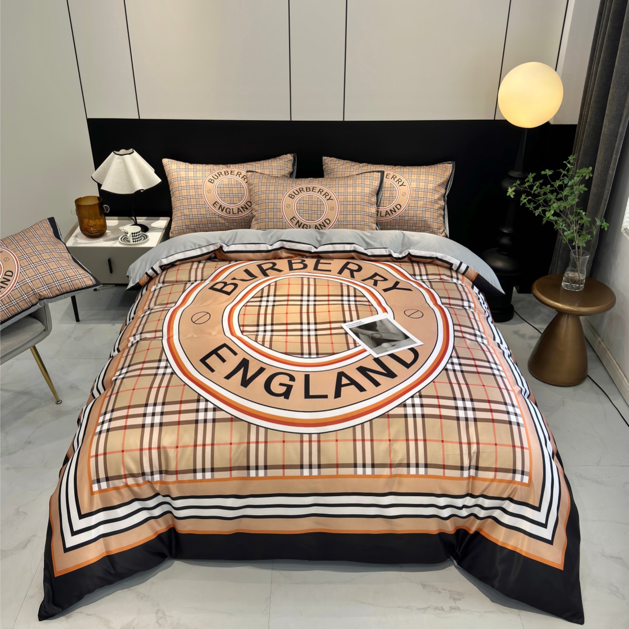 [TOP] BURBERRY Washed Silk Four-piece Set - Plaid