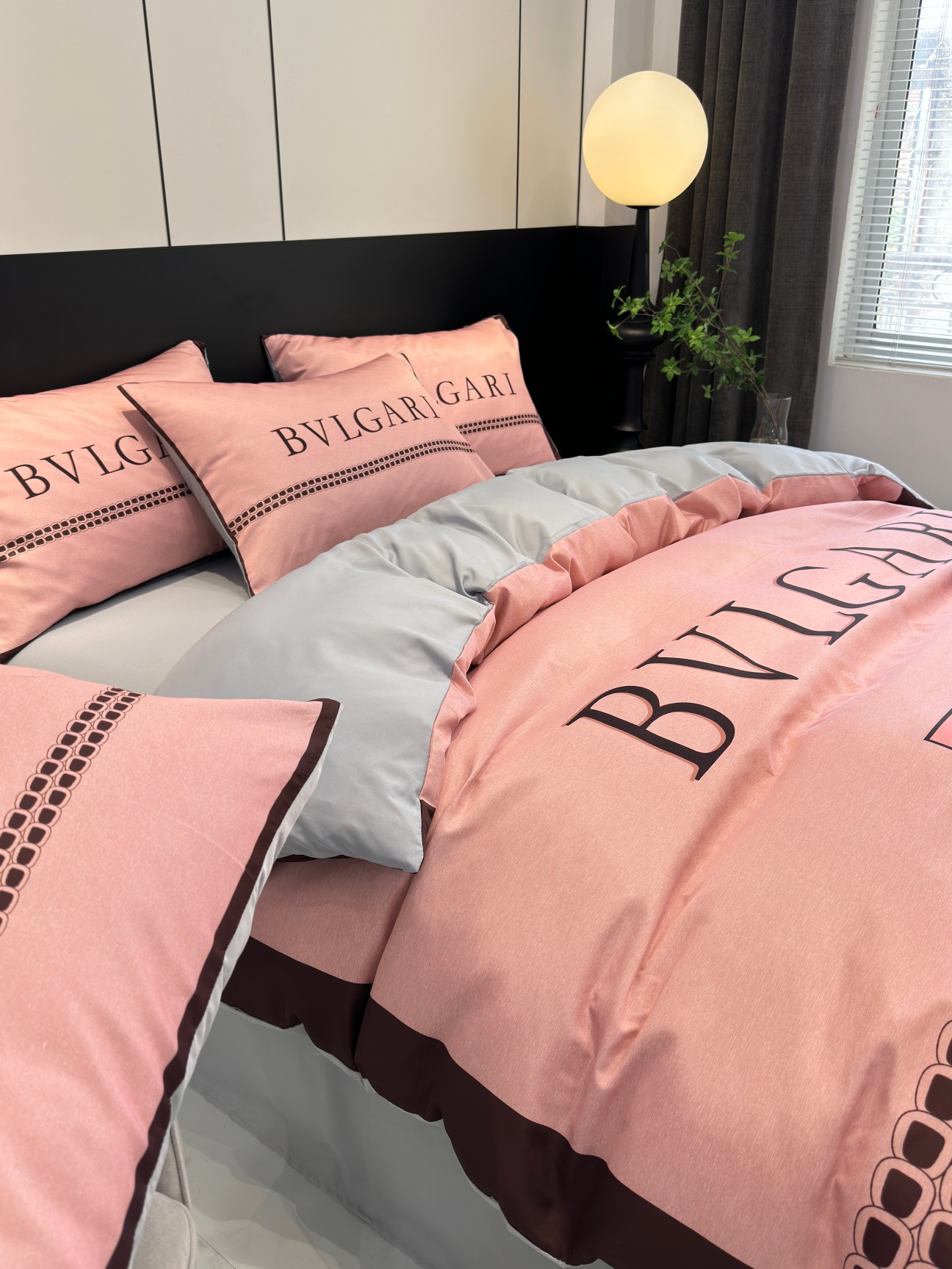 [TOP] BVLGARI Washed Silk Printing Four-piece Set - Pink