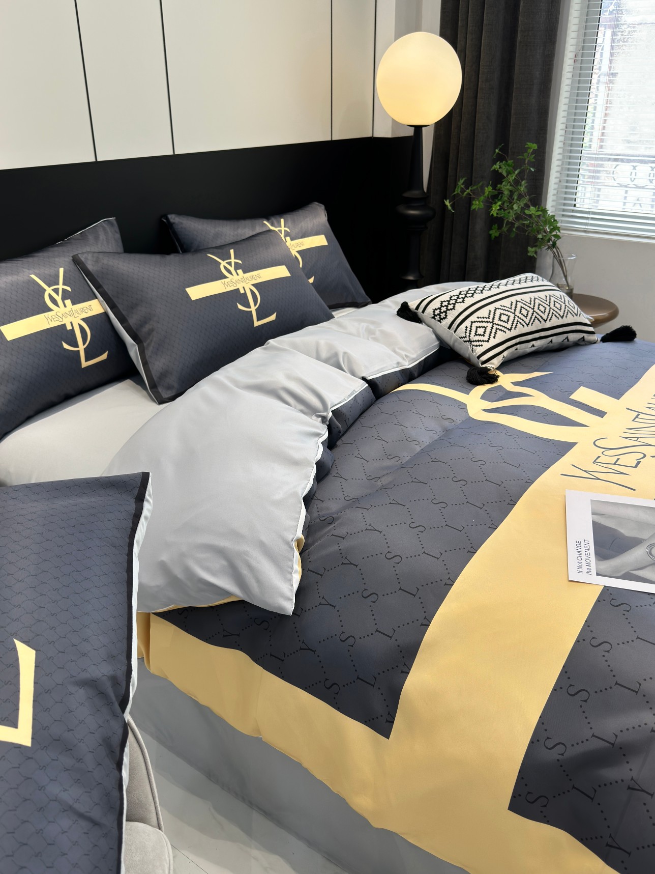 [TOP] Yves Saint Laurent YSL Washed Silk Printing Four-piece Set - Black