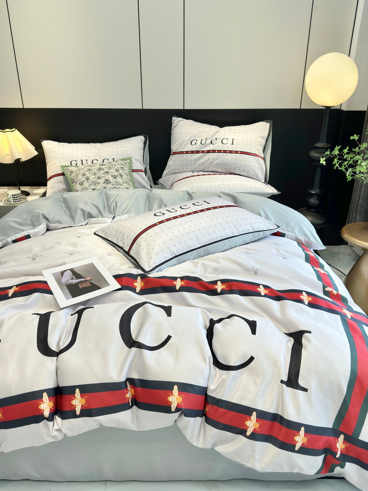 [TOP] GUCCI Washed Silk Printing Four-piece Set - Gray