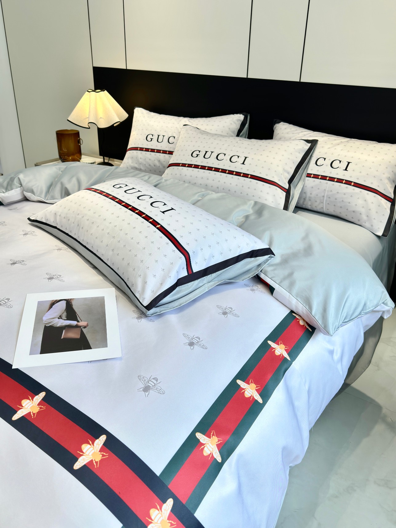 [TOP] GUCCI Washed Silk Printing Four-piece Set - Gray