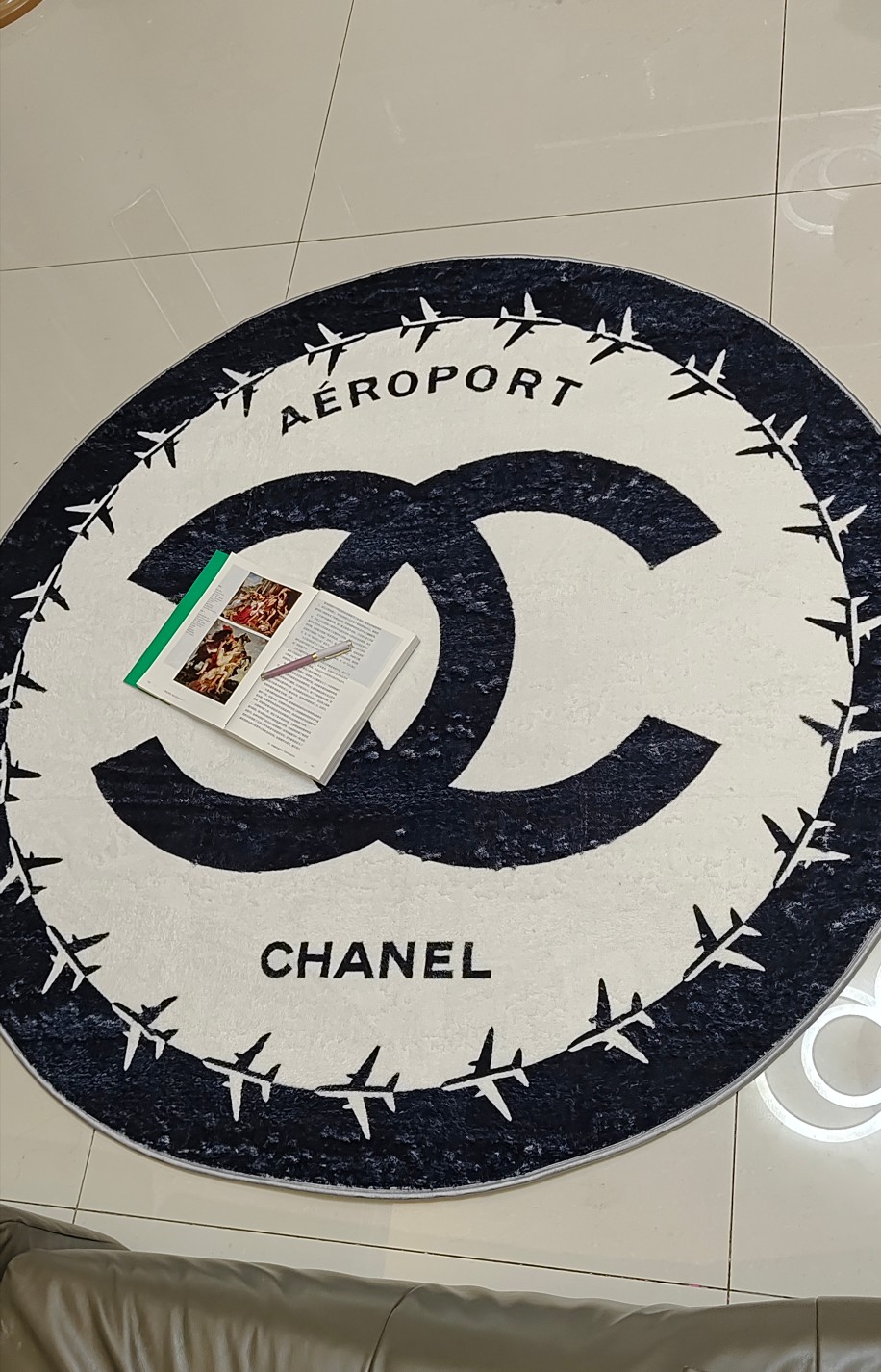 [TOP] CHANEL Round Carpet
