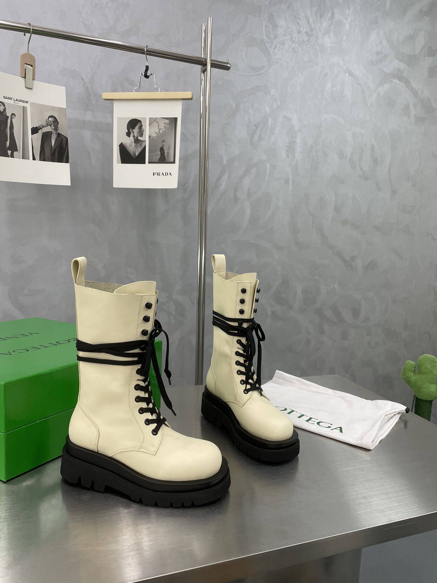 [TOP] Bottega Veneta BV BV Cowhide Material Band Boots - 7cm - 4 Colour