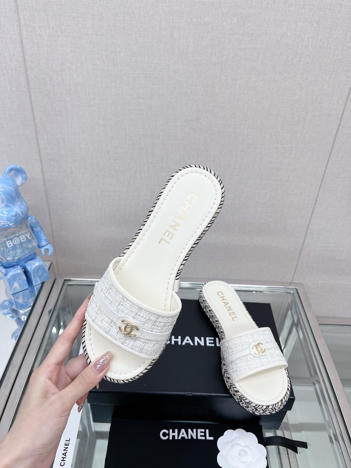 [TOP] CHANEL Sheepskin Lining Slippers - 4 Colour