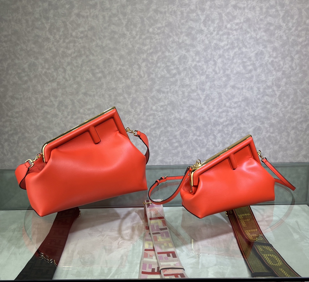 [TOP] FENDI  First Bag - Four Colors