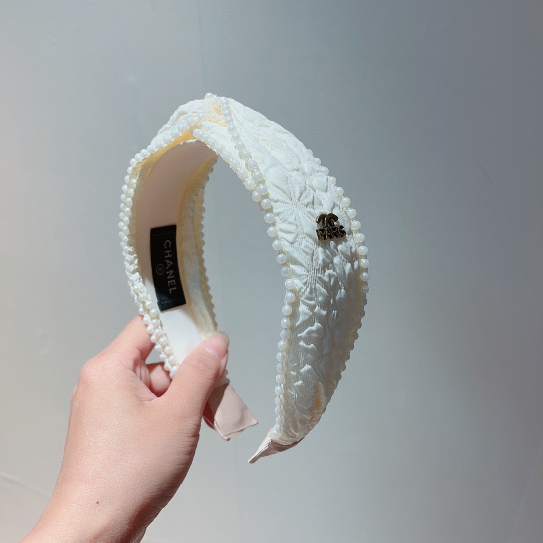 [TOP] CHANEL Vintage Headband - White