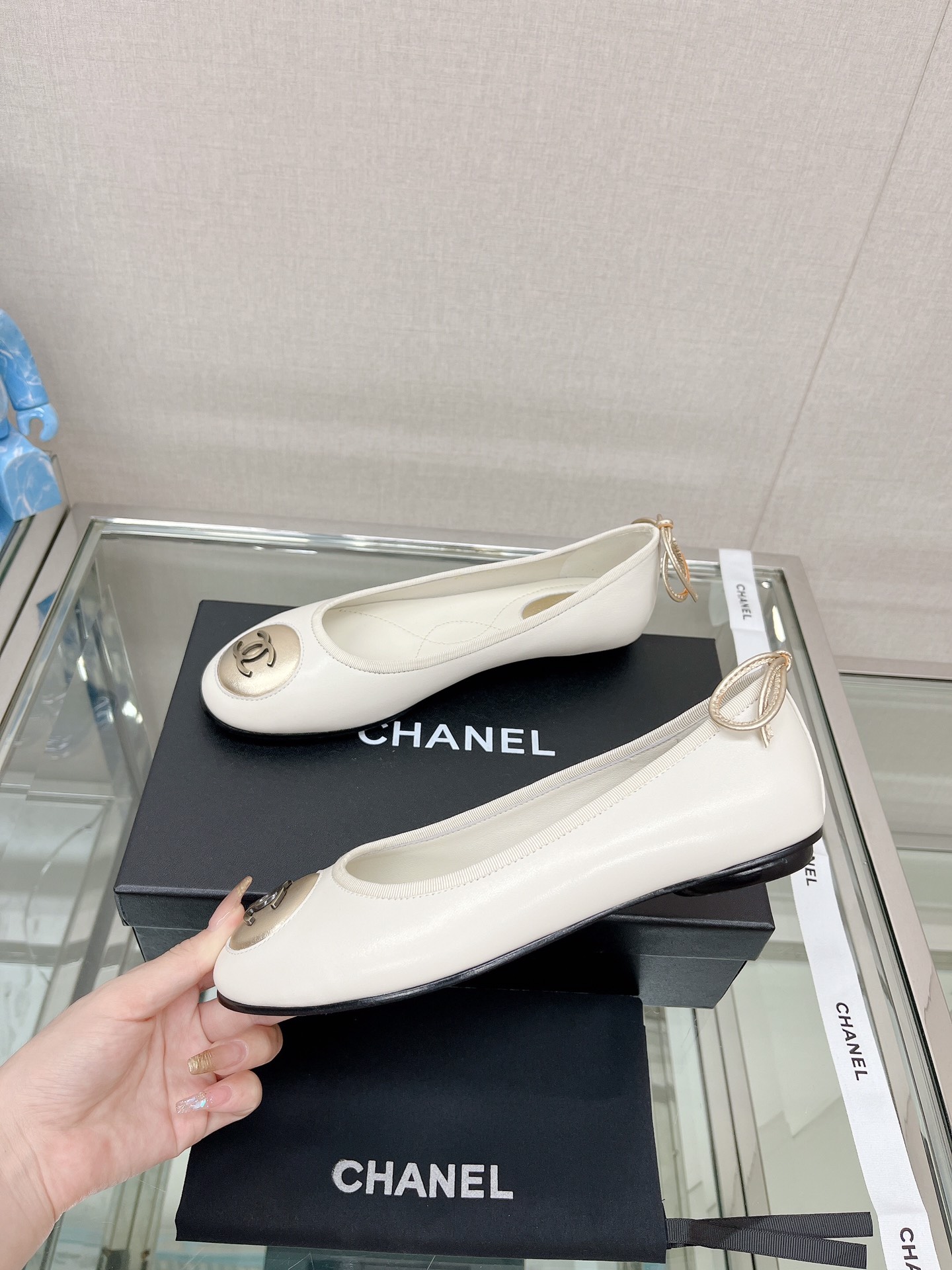 [TOP] CHANEL Round Label Ballet Single Shoes - 5 Colour