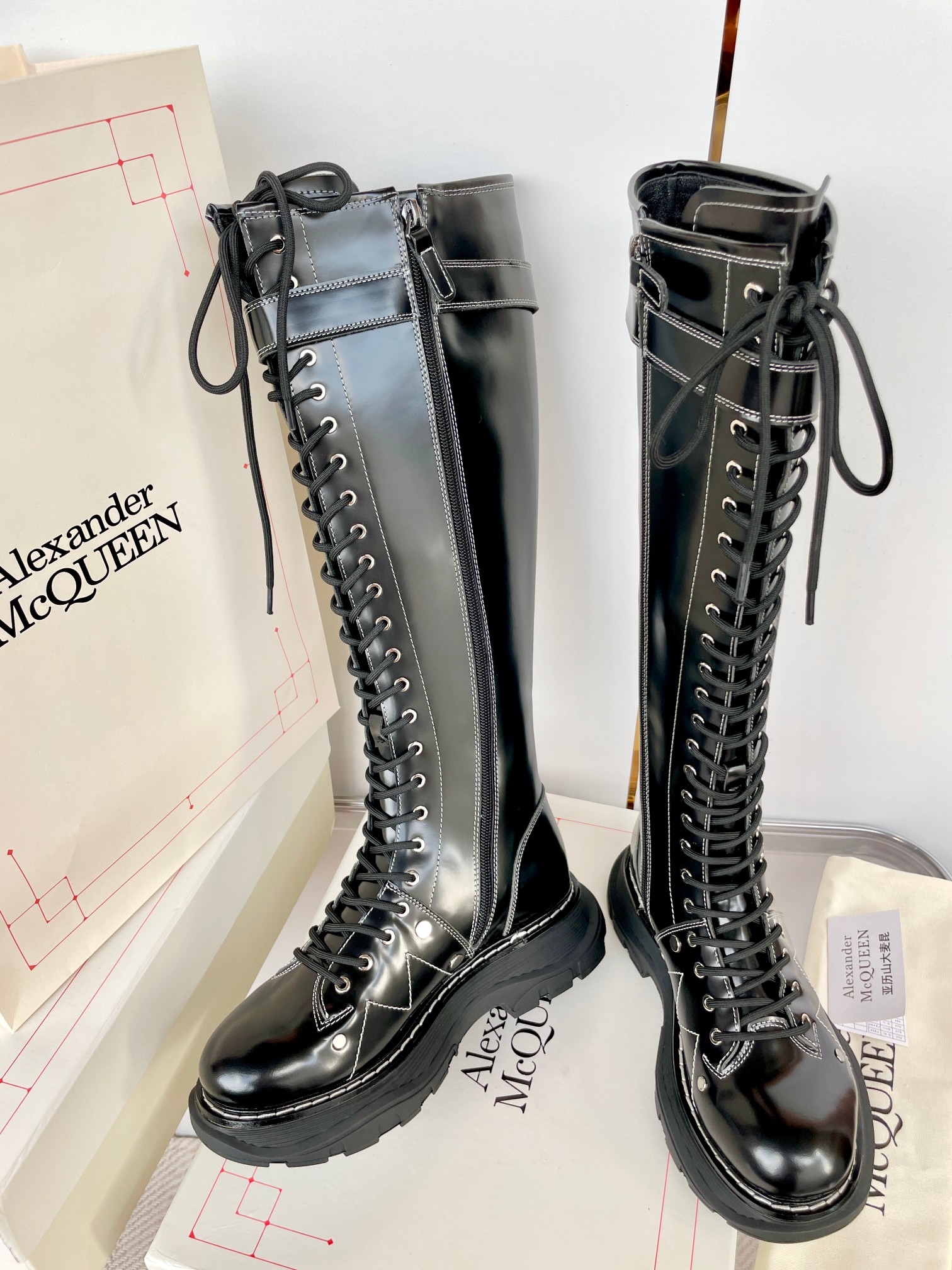 [TOP] Alexander McQueen Alexander Knight Boots In Sheepskin - 3 Colour