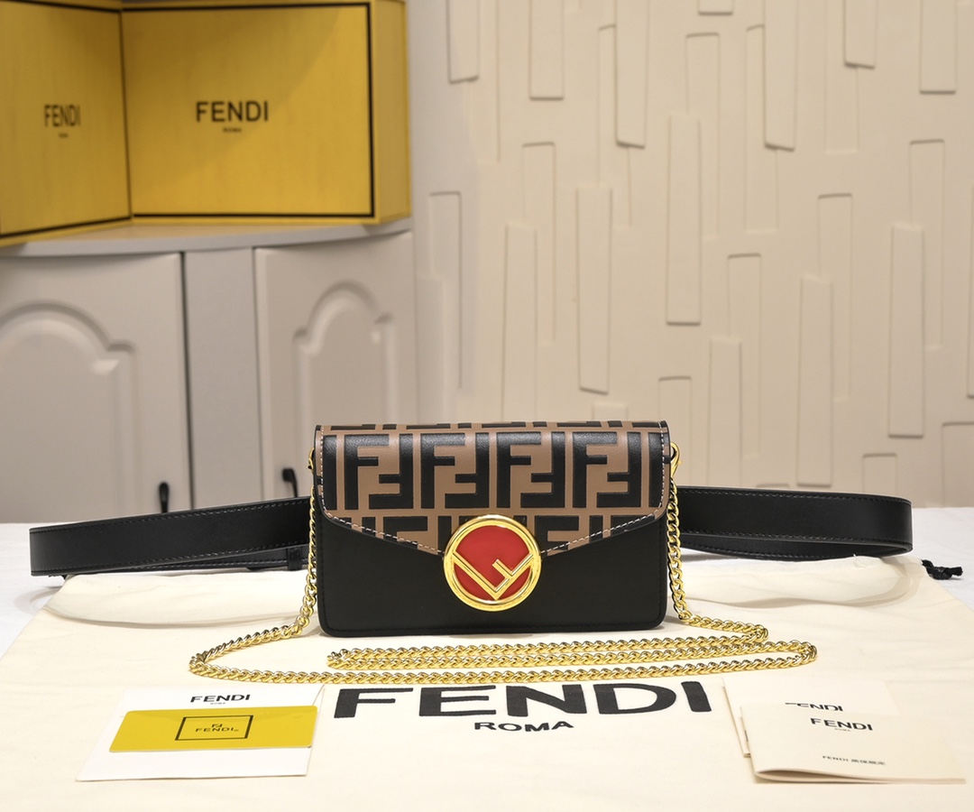 [TOP] FENDI Fend Chain Messenger Waist Bag - Black