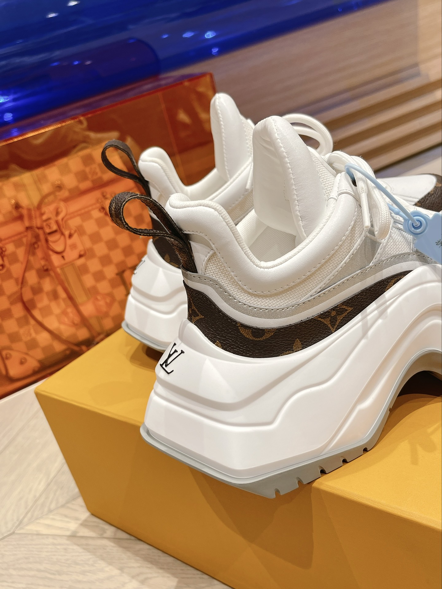 [TOP] Louis Vuitton LV Thick Sole Casual Board Shoes - 4 Colour