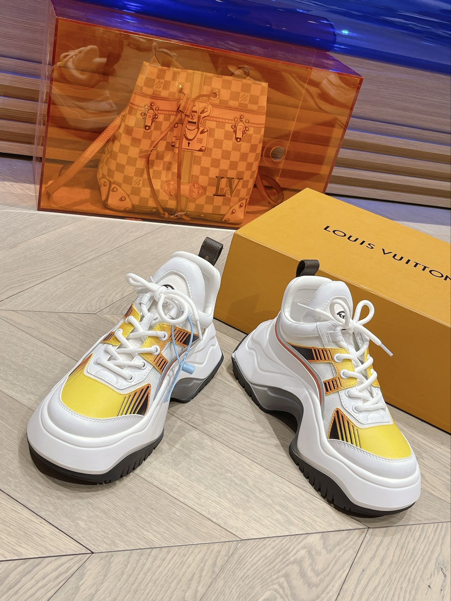 [TOP] Louis Vuitton LV Thick Sole Casual Board Shoes - 4 Colour