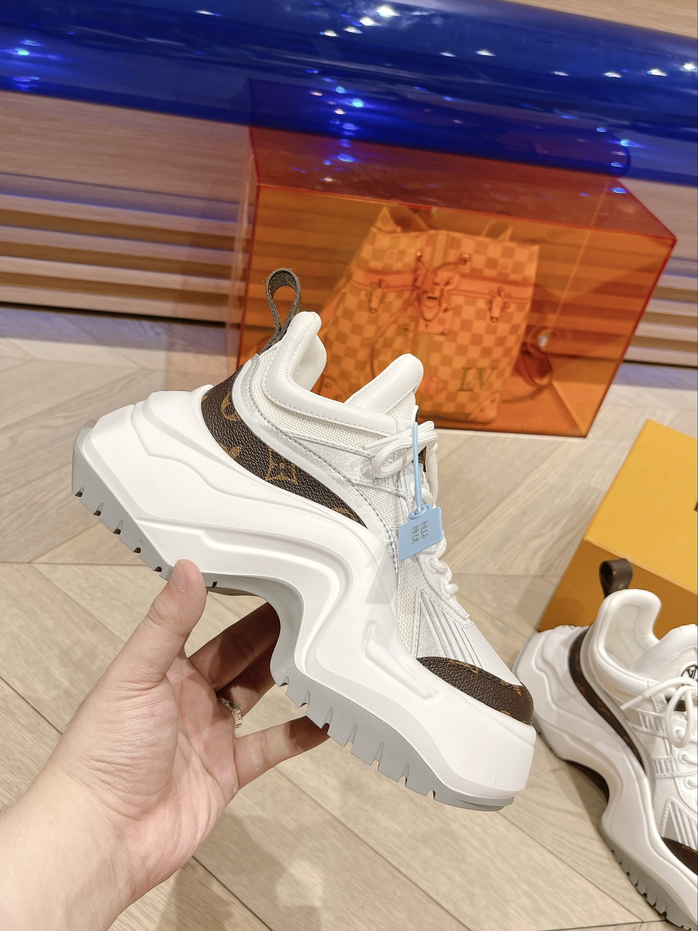 [TOP] Louis Vuitton LV Thick Sole Casual Board Shoes - 4 Colour