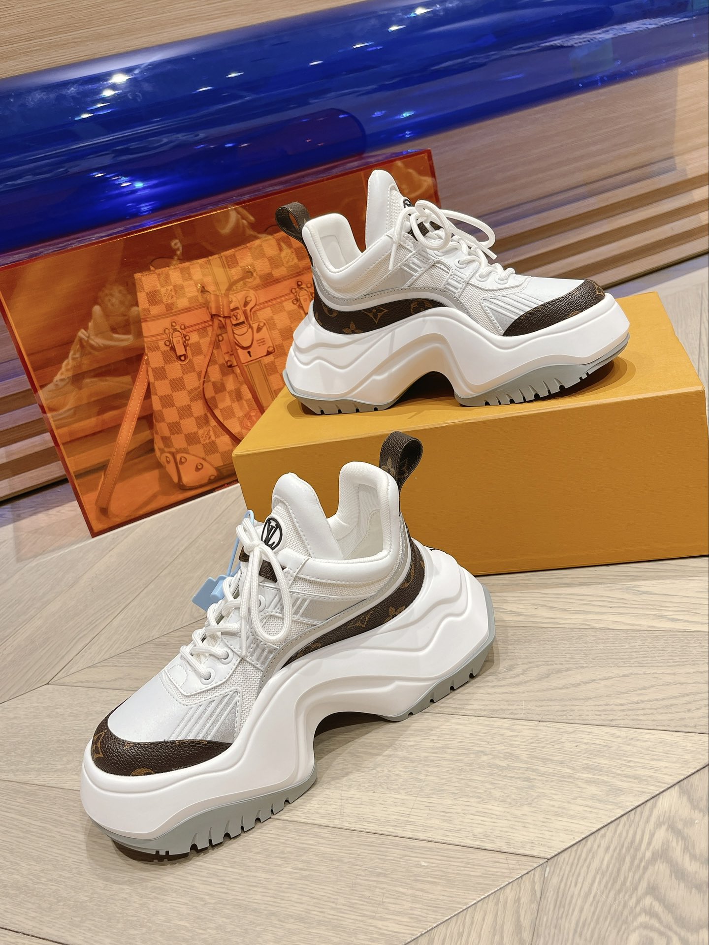 [TOP] Louis Vuitton LV Thick Sole Casual Board Shoes - 4 Colour