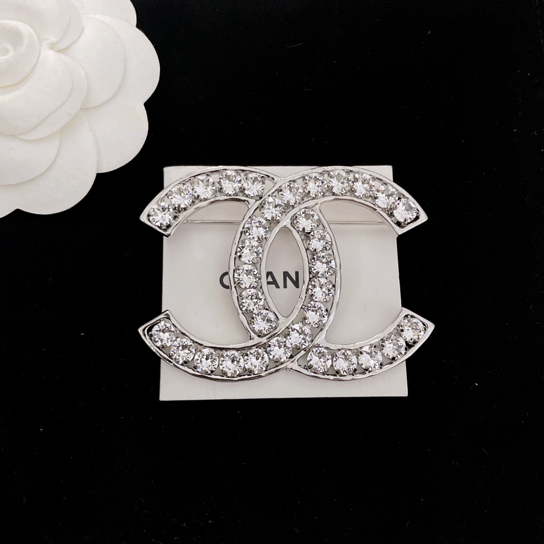[TOP] CHANEL Double C Full Diamond Brooch