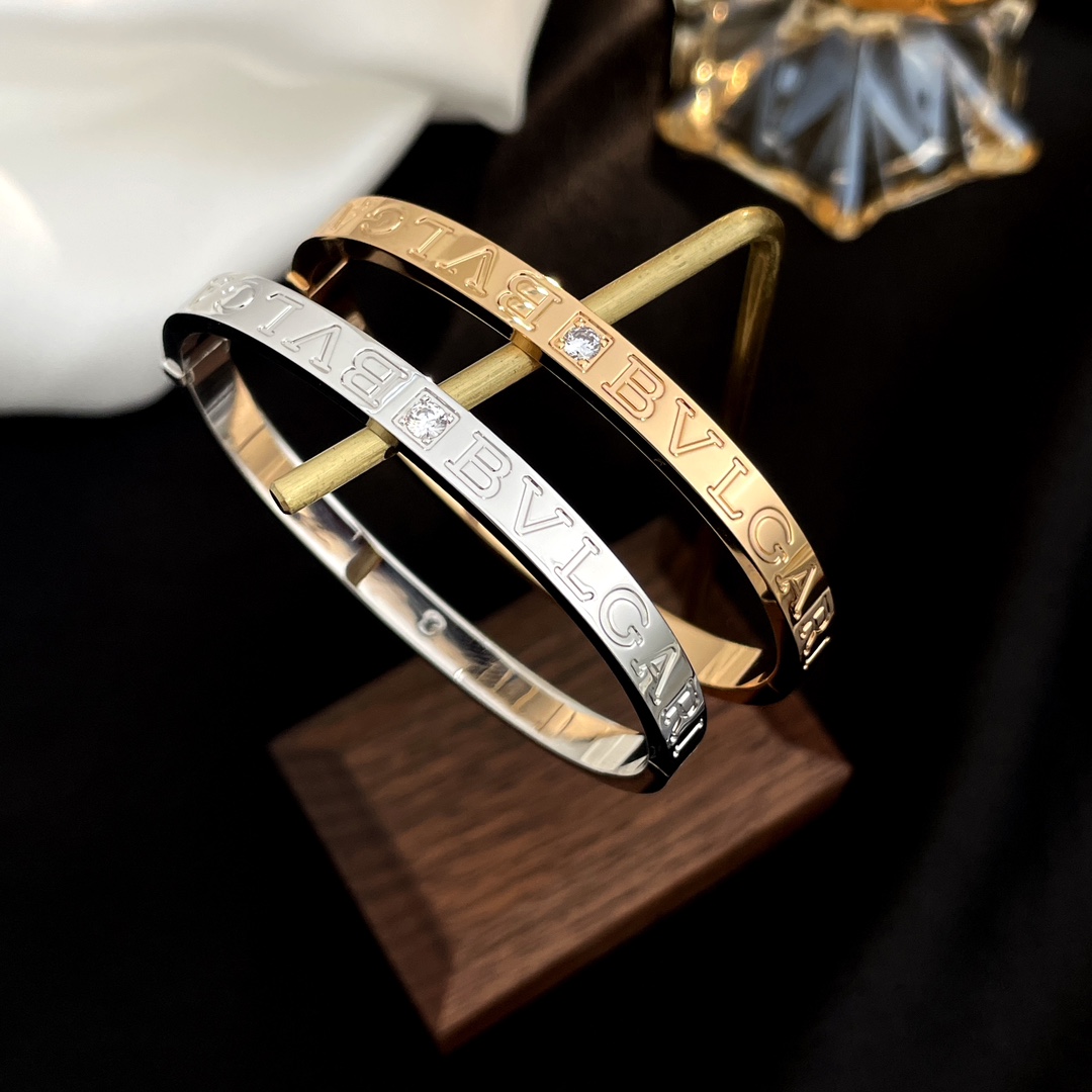 [TOP] BVLGARI LOGO Bracelet - 2 Colors