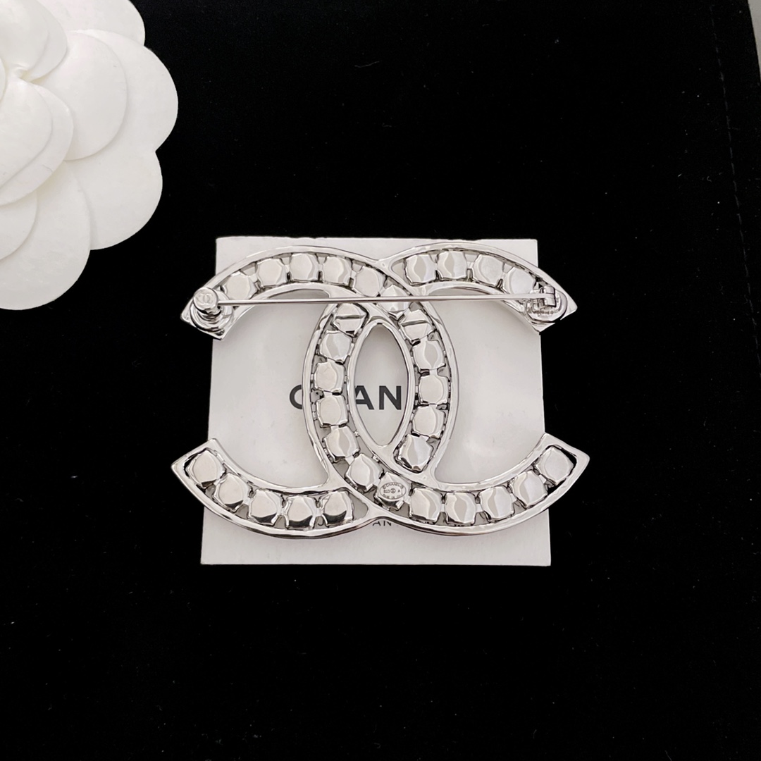 [TOP] CHANEL Double C Full Diamond Brooch