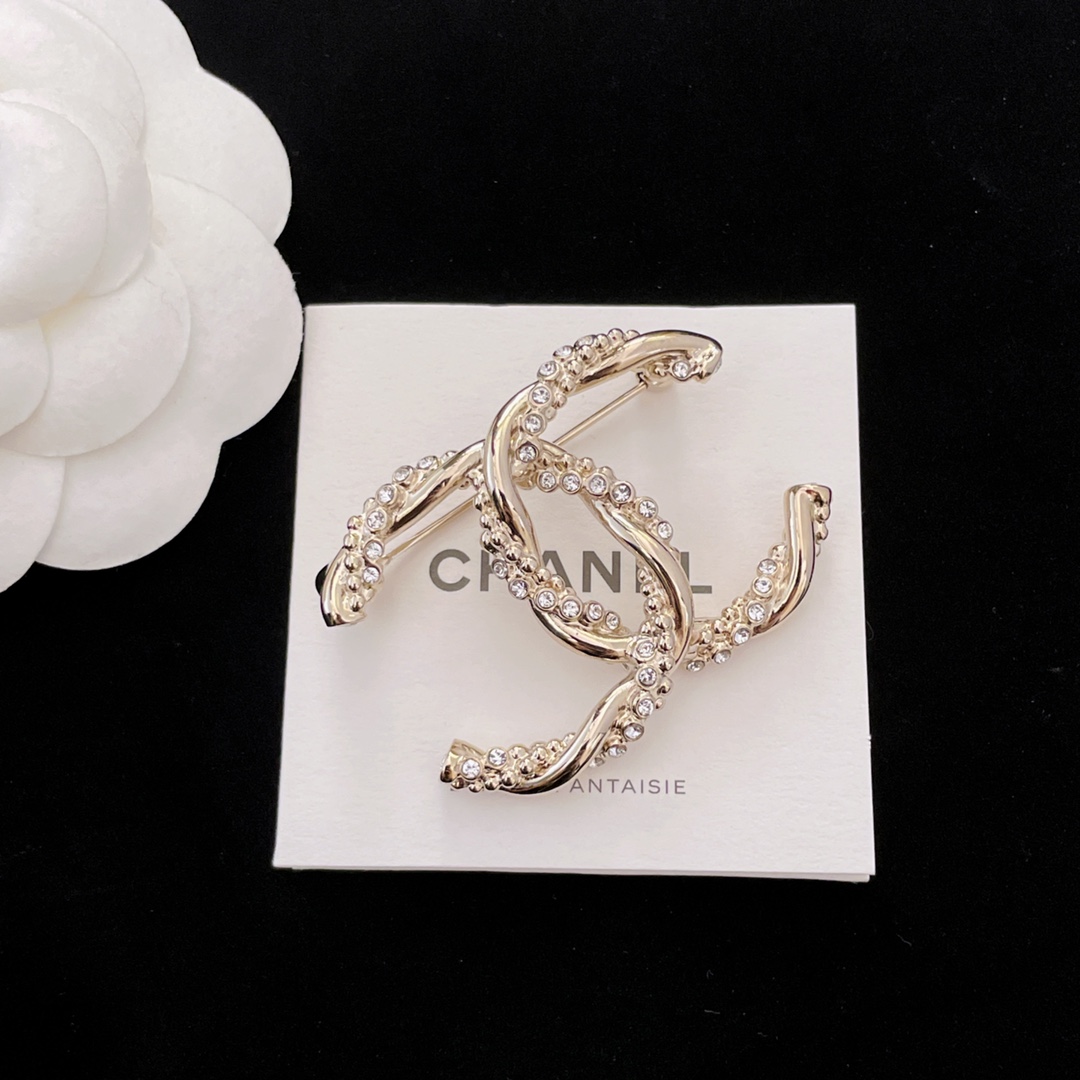 [TOP] CHANEL Double C Winding Drill Brooch