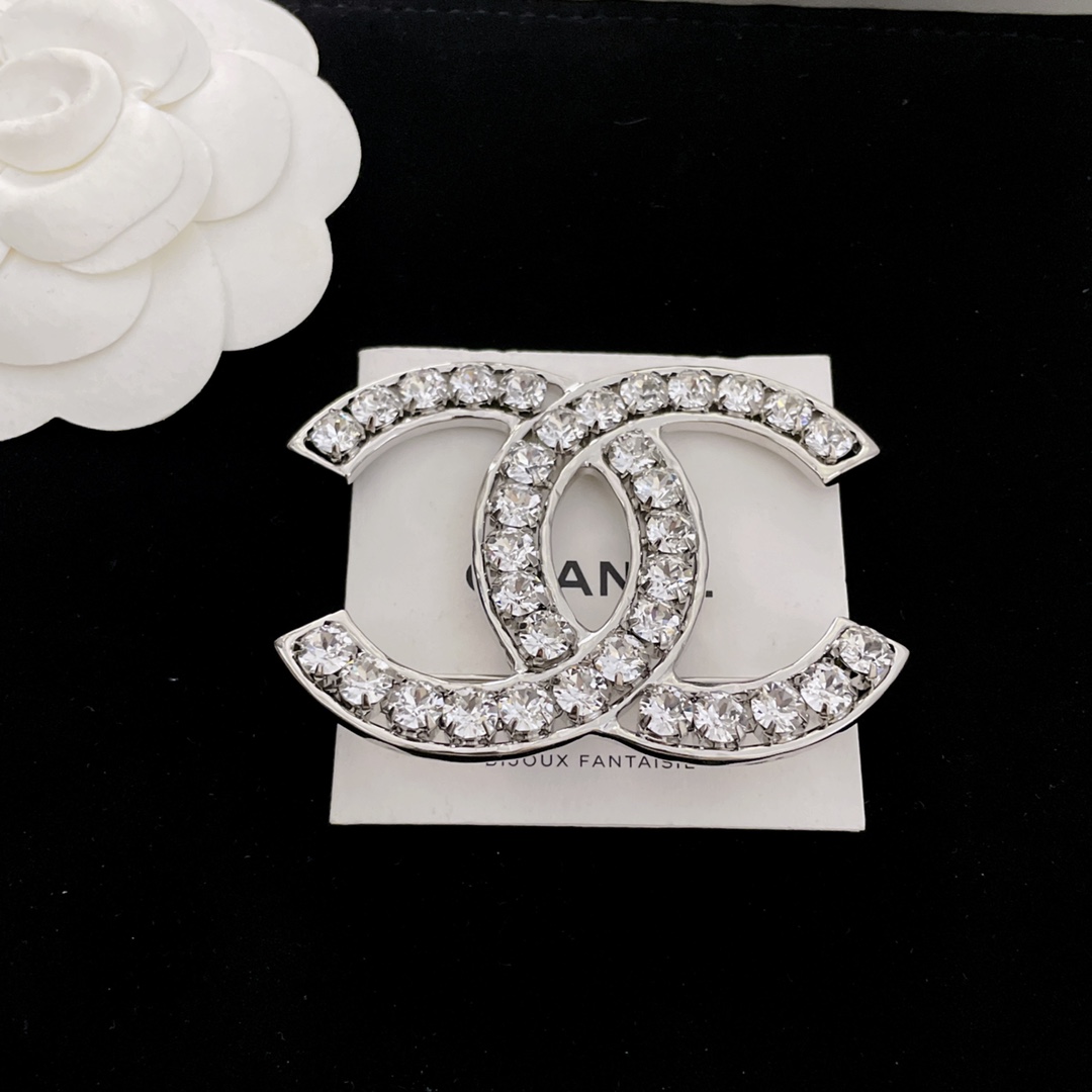 [TOP] CHANEL Double C Full Diamond Brooch