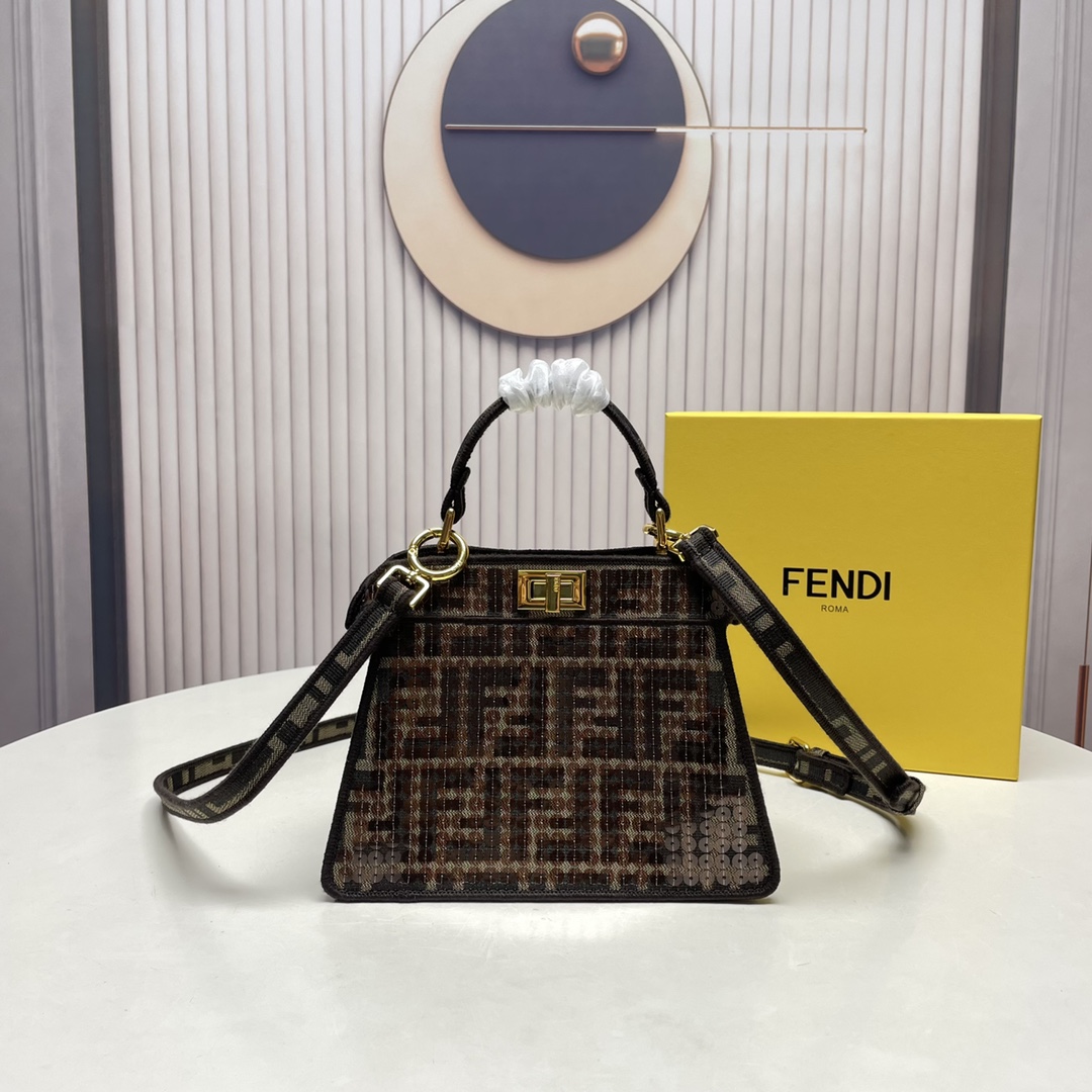 [TOP] FENDI Peekabooold Flower Bead Embroidered Kitten Handbag
