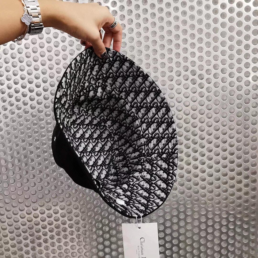 [TOP] Christian Dior Classic Vintage Double - Sided Fisherman Hat - Two Colors