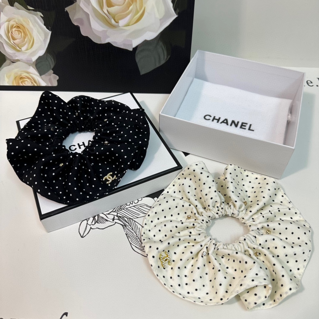 [TOP] CHANEL Polka Dot Hair Ring - 2 Colors