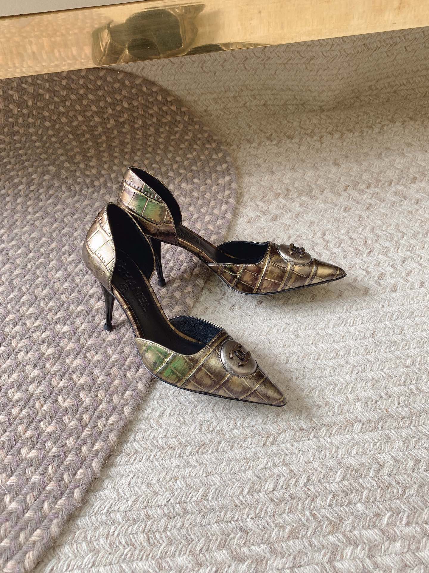 [TOP] CHANEL Classic New Color Hollow Sandals - 8cm - 3 Colors