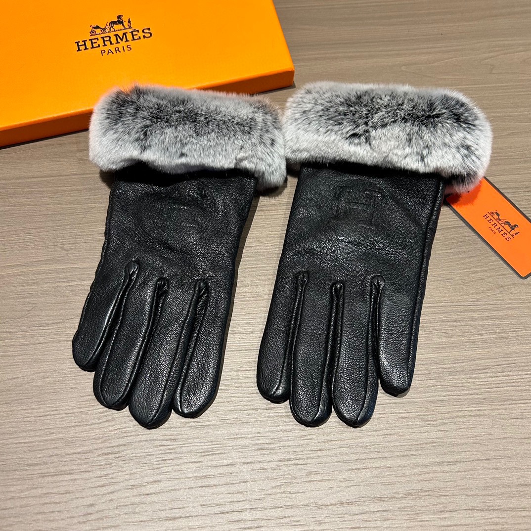 [TOP] HERMES  Gloves with Fur - Black