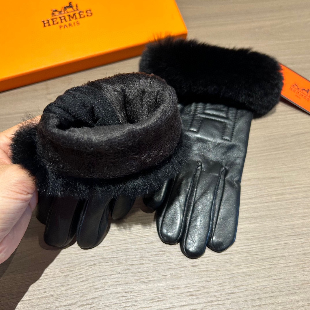[TOP] HERMES Gloves with Fur