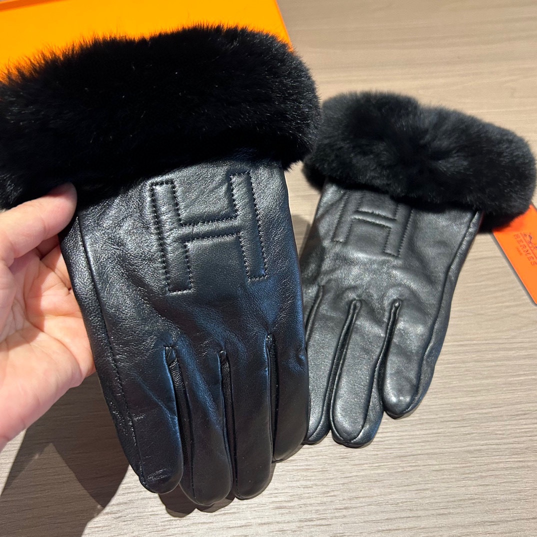 [TOP] HERMES Gloves with Fur