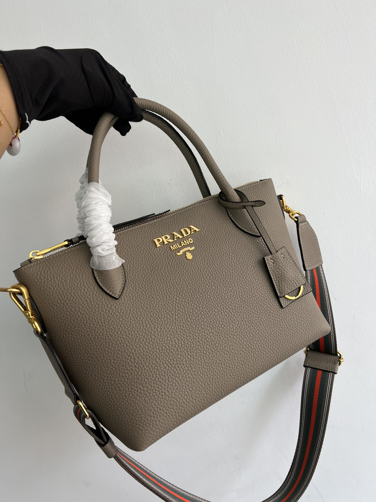 [TOP] PRADA Double Shoulder Straps Bag 24x19x12cm - Three Colors