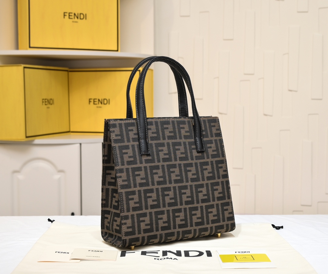 [TOP] FENDI FENDI Vintage Medium Antique Flower Briefcase