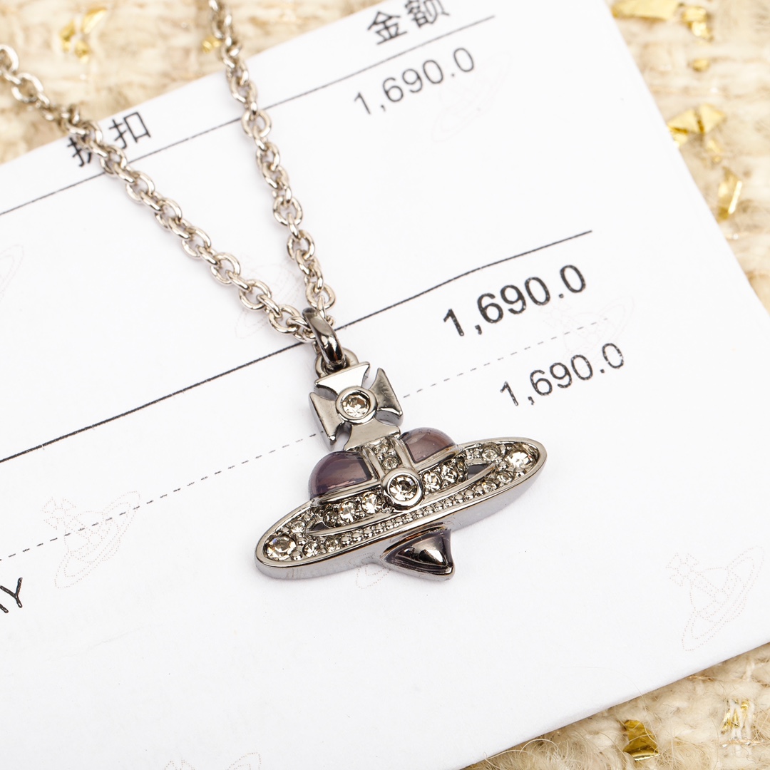 [TOP] Vivienne Westwood Heart Necklace