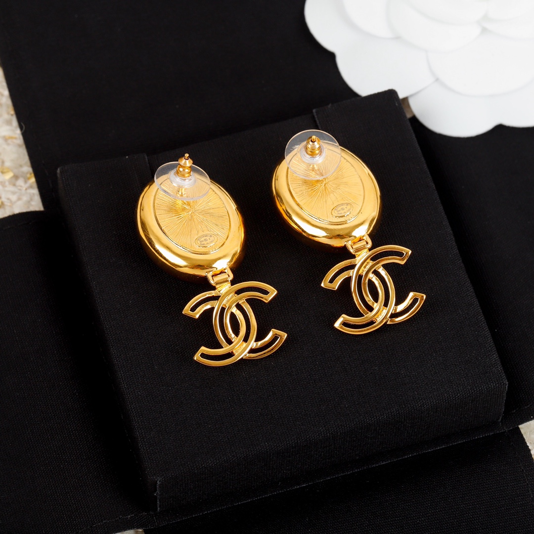 [TOP] CHANEL Vintage Gem Earrings - 3 Colors