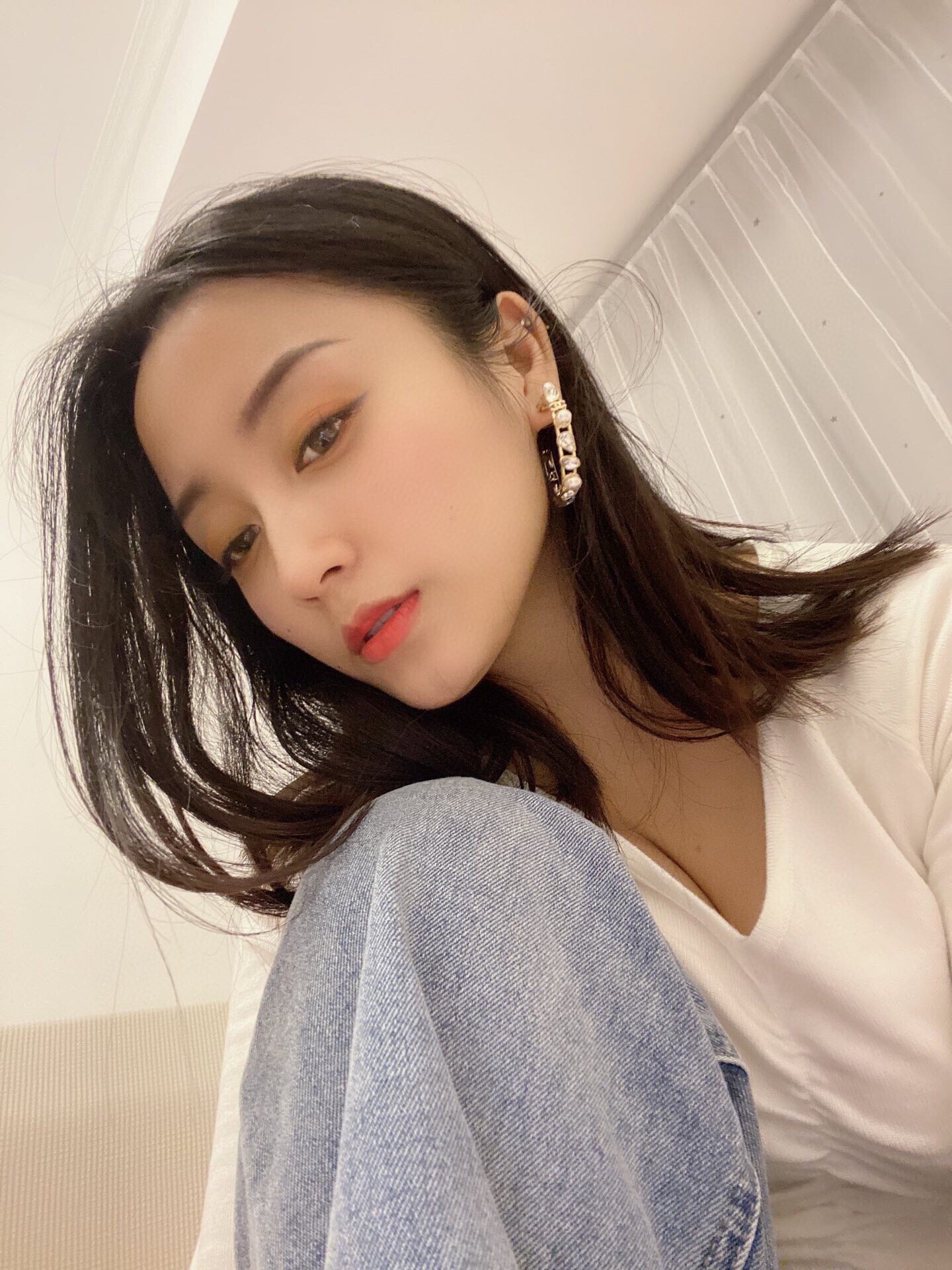 [TOP] CHANEL Half Circle Earrings