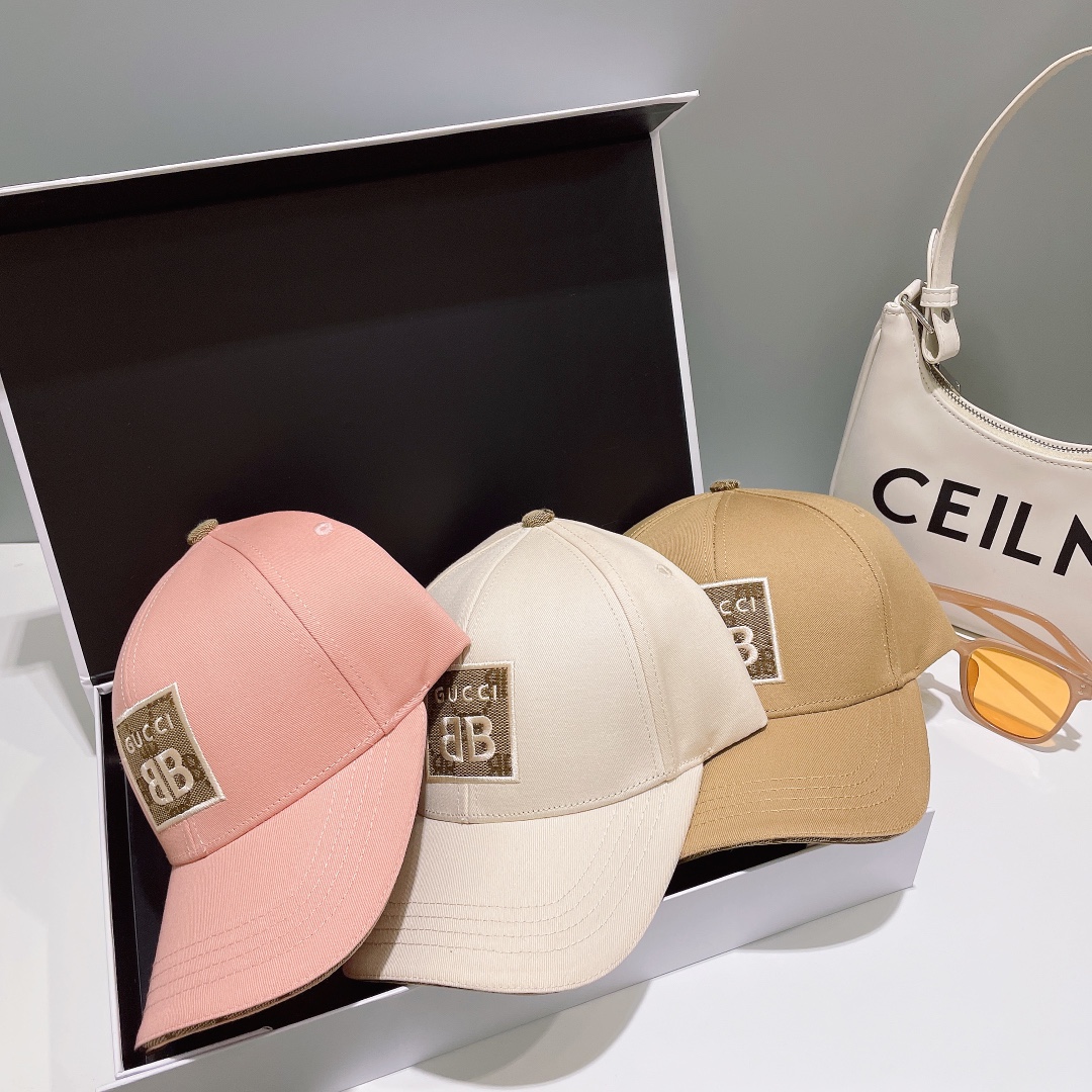 [TOP] BURBERRY Lightweight, Breathable Baseball Cap - Four Colors