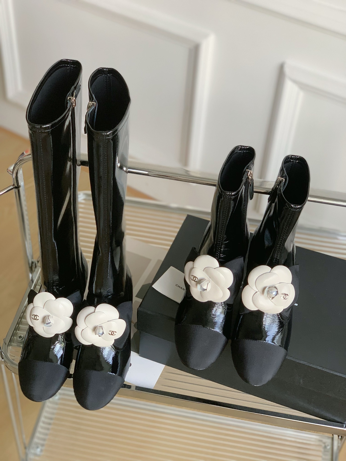 [TOP] CHANEL Autumn And Winter Camellia Long/Short Boots - 8CM - Black