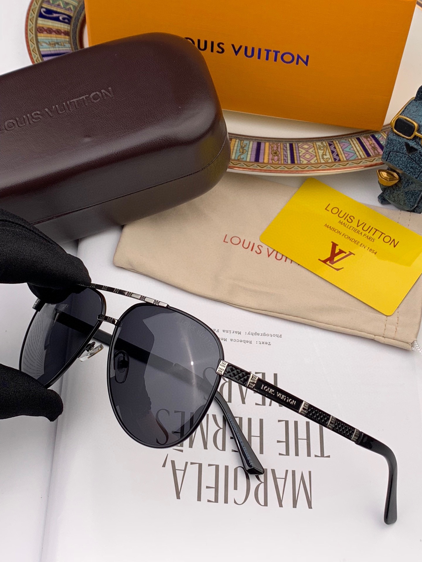 TOP] Louis Vuitton LV New LV Toad Frame Sunglasses - Black