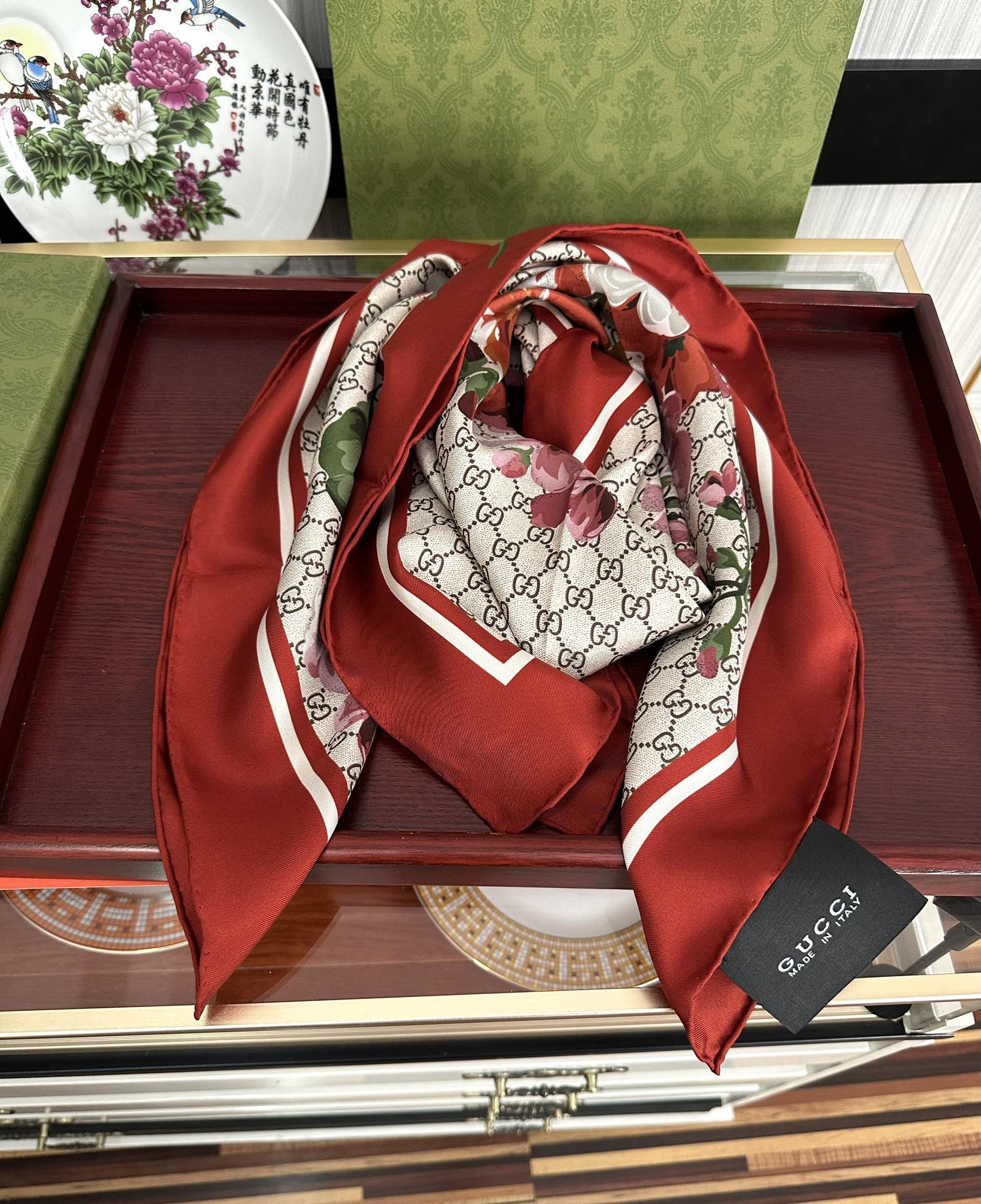 [TOP] GUCCI GG Flowers Cashmere Scarf 90 x 90 cm - 2 Colors