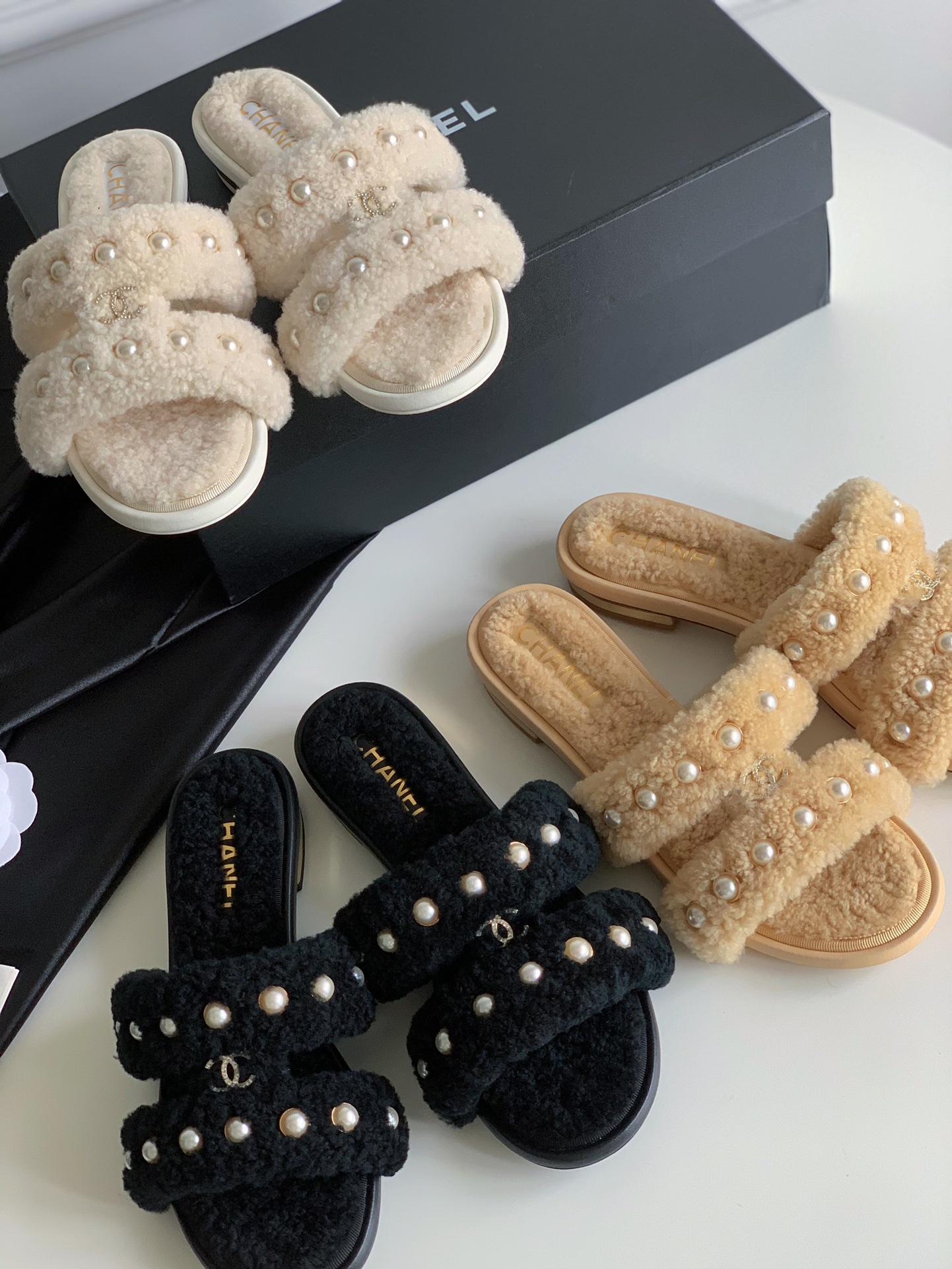[TOP] CHANEL Wool Slippers - 3 Colors
