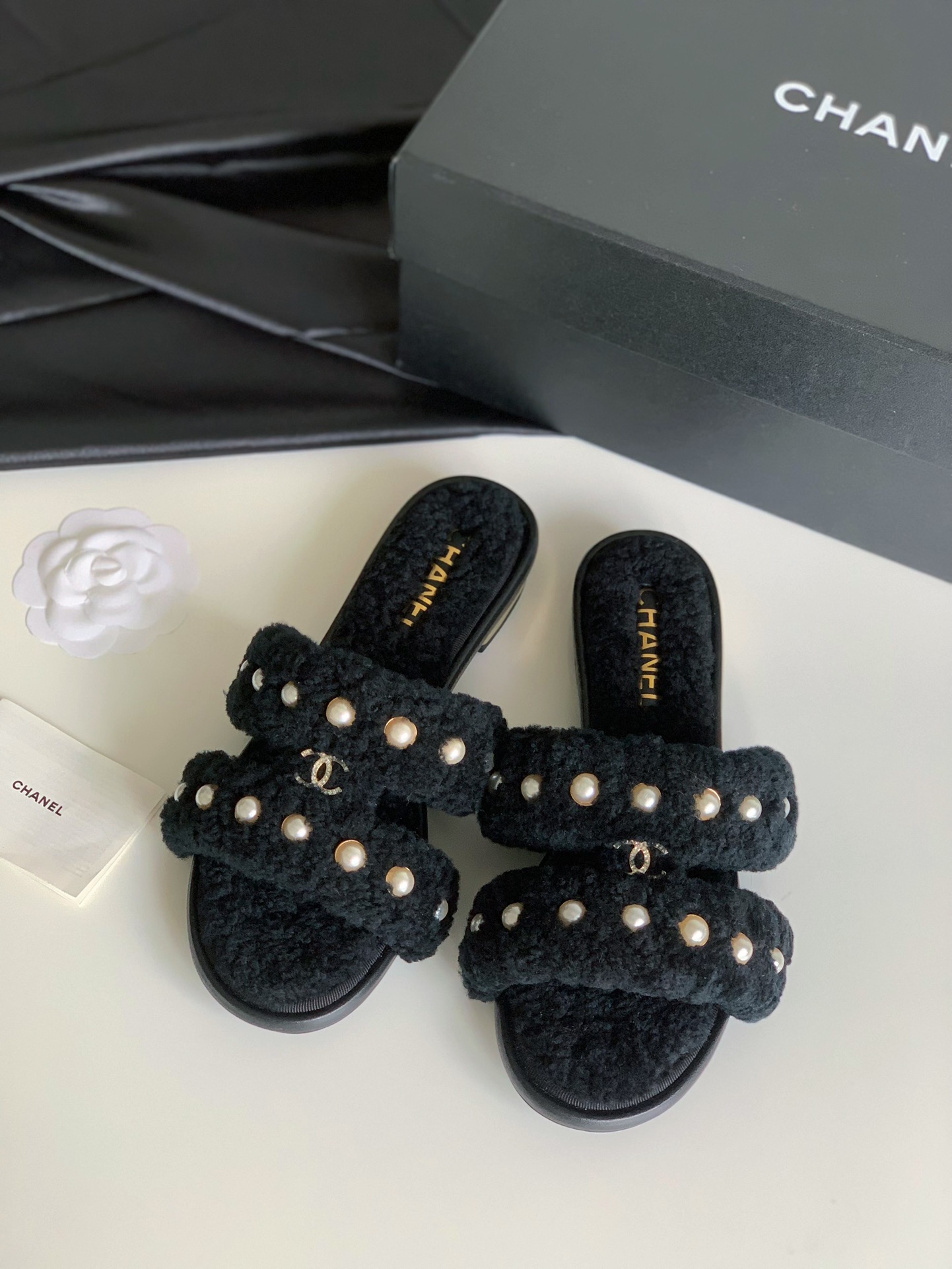 [TOP] CHANEL Wool Slippers - 3 Colors