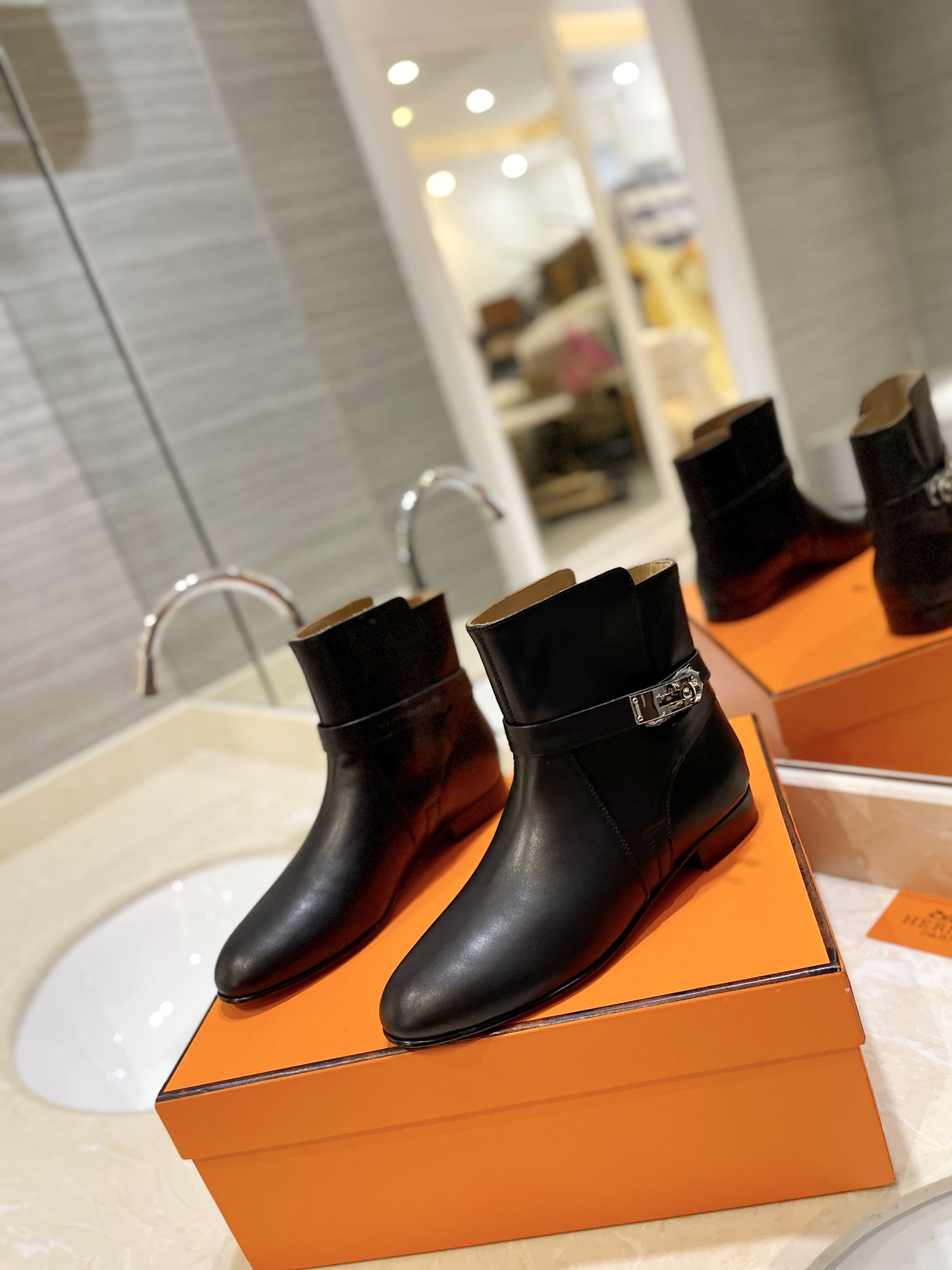 [TOP] HERMES The Most Classic Western Boots - Three Colors - GHW