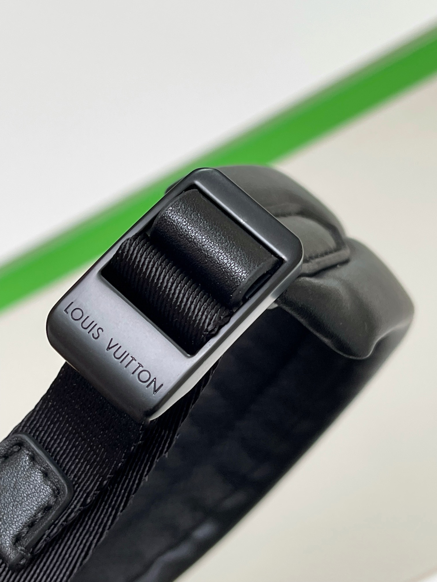 [TOP] Louis Vuitton LV Cowhide Monogram Flowers and LV Letters Backpack 37*43*17 cm