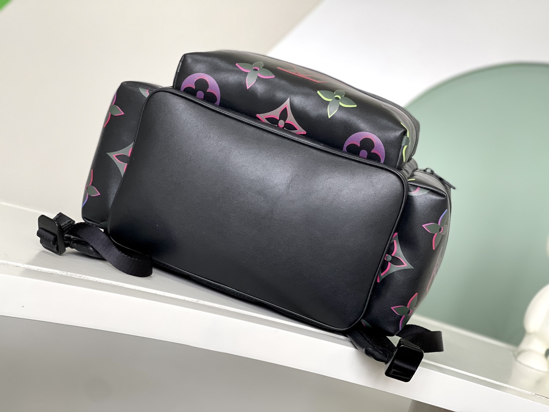 [TOP] Louis Vuitton LV Cowhide Monogram Flowers and LV Letters Backpack 37*43*17 cm