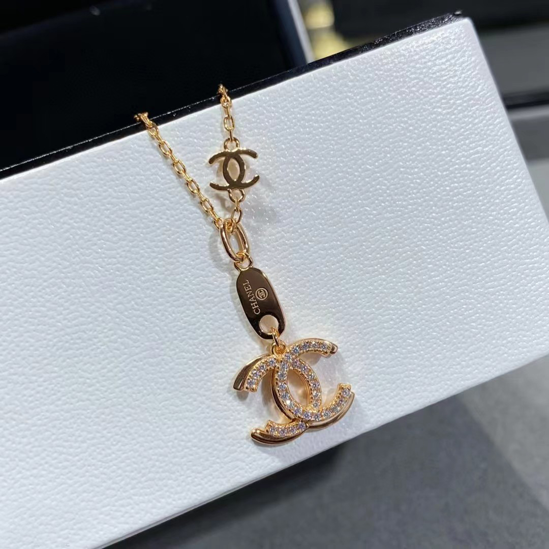 [TOP] CHANEL Double C Necklace