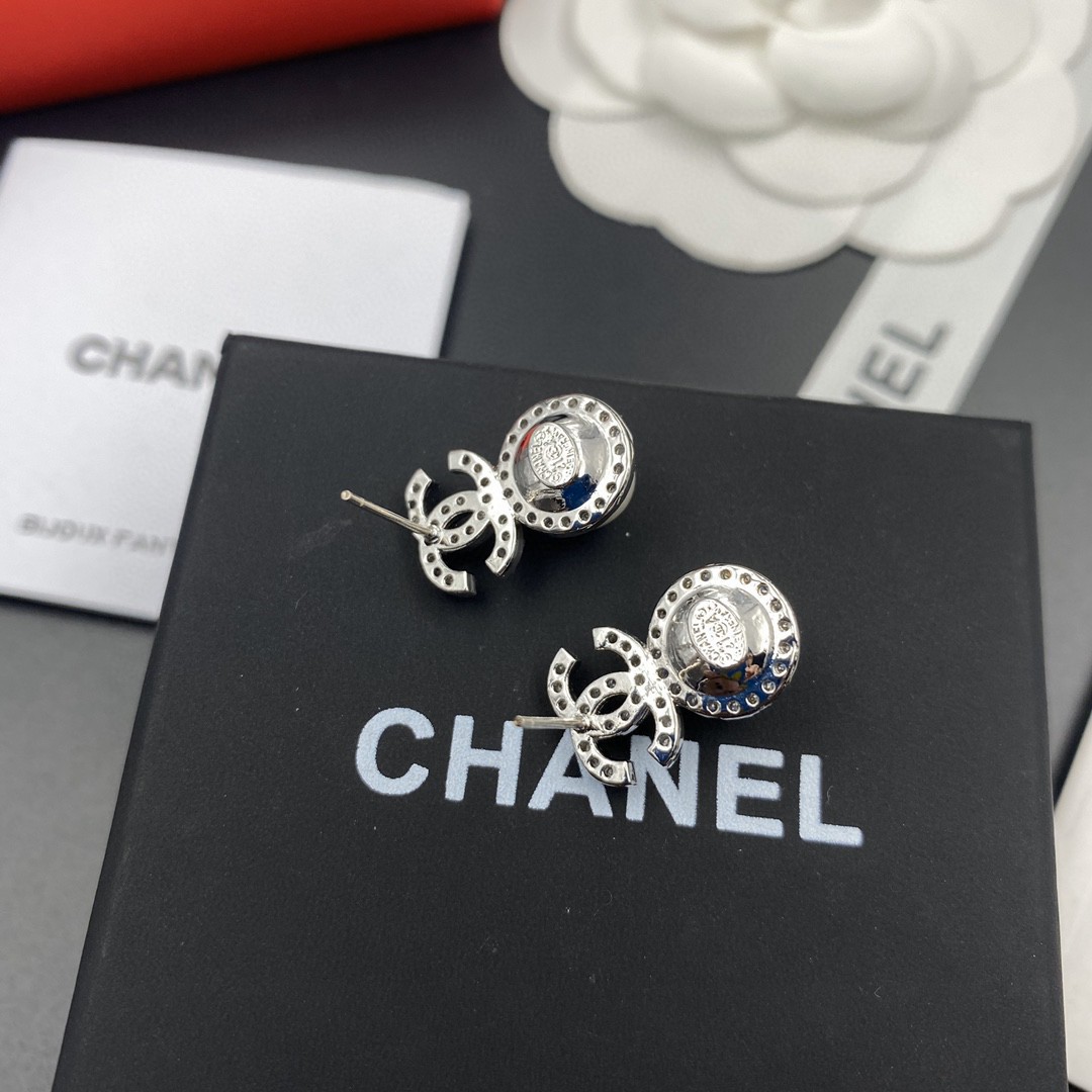 [TOP] CHANEL Double C Pearl Earrings