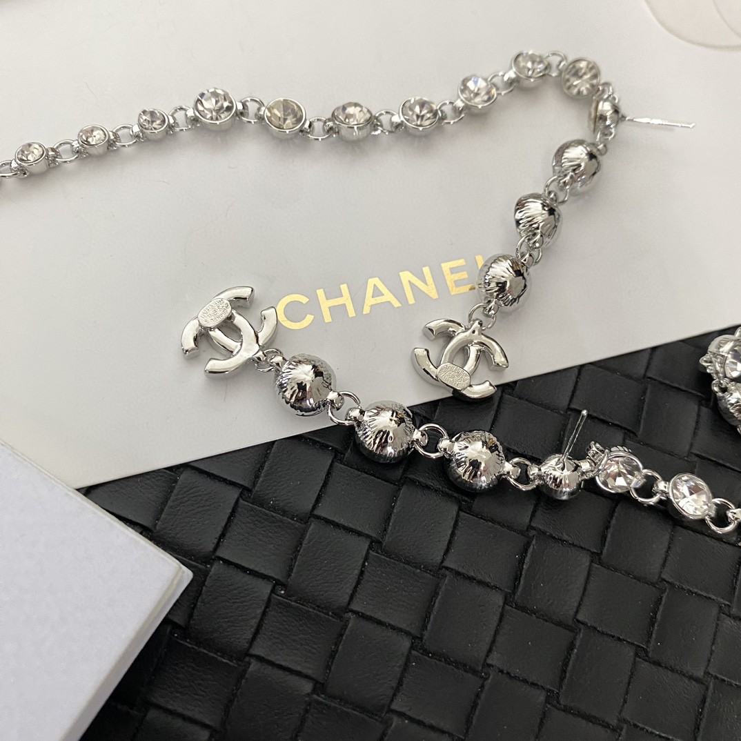 [TOP] CHANEL Double C Diamonds Earrings